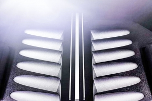 기사로 이동 - “조용한 건 싫다는데”… 10억 롤스로이스, 결국 V12 엔진 되살렸다