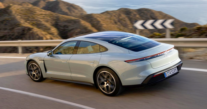 thumbnail - 가격표는 숫자에 불과했다… 보조금 0원, 2억 넘는 전기차에 지갑 연 이유