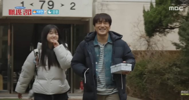 thumbnail - 아빠 부탁에 깜짝 등장… 10년 만에 훌쩍 큰 ‘국민 조카’ 근황