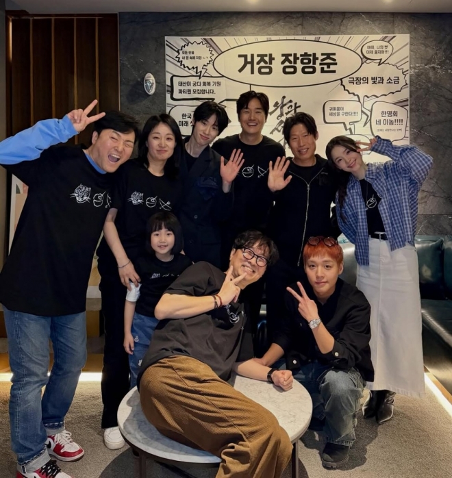 thumbnail - 가슴 아픈 역사라 더 끌렸나… 3월 극장가 뒤집은 영화의 흥행 이유