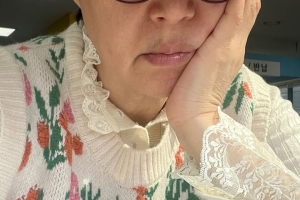 기사로 이동 - 따스한 3월, 책상에 앉은 그녀… 암투병 끝내고 ‘보험’ 공부