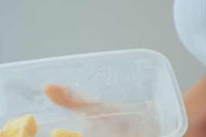 기사로 이동 - 피부과 끊어도 되겠어요… 48세 하지원의 15년 묵은 아침 비법