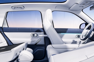 thumbnail - 봄나들이 고민되네… 1400만원에 500km 달리는 전기 SUV