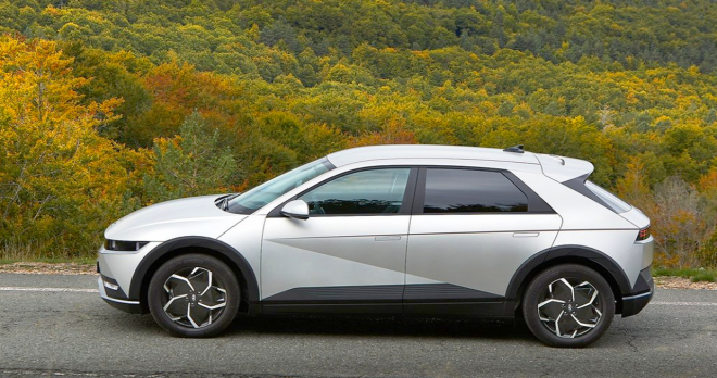 thumbnail - 포근한 봄날, 다시 보게 되네… 기본기부터 탄탄했던 ‘국산 전기 SUV’