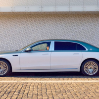 thumbnail - 움직이는 스위트룸 그 자체… 베일 벗은 신형 마이바흐 S클래스