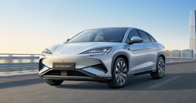 thumbnail - 가격만 싼 줄 알았더니… 턱밑까지 추격한 중국산 전기차