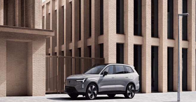 thumbnail - 만우절 거짓말 같은 가격… 1억대 볼보 전기 SUV, 드디어 한국 상륙