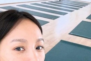 기사로 이동 - “수련에만 집중하고 싶었어요”… 이효리가 직접 ‘경고문’ 올린 진짜 이유