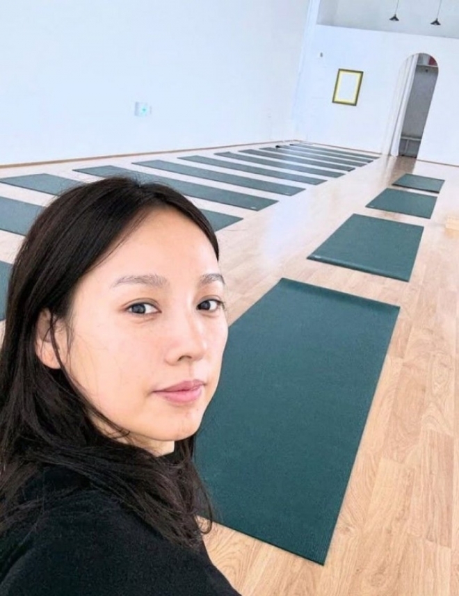 thumbnail - “수련에만 집중하고 싶었어요”… 이효리가 직접 ‘경고문’ 올린 진짜 이유