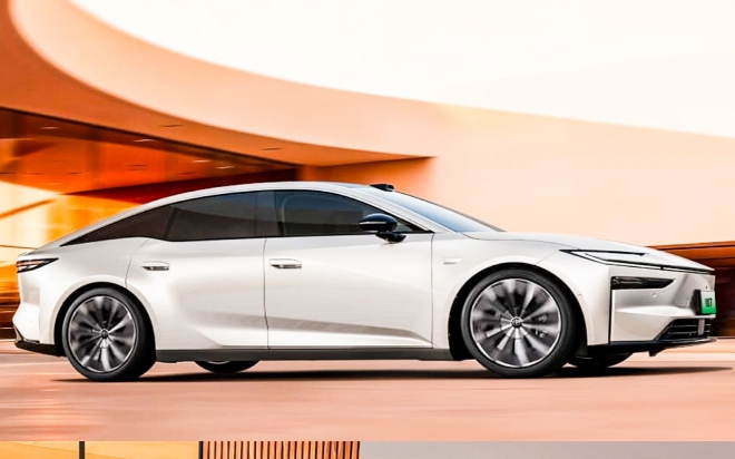 thumbnail - 가격 보고 두 눈 의심… 봄바람 부는 요즘, 3천만 원대 대형 전기 세단