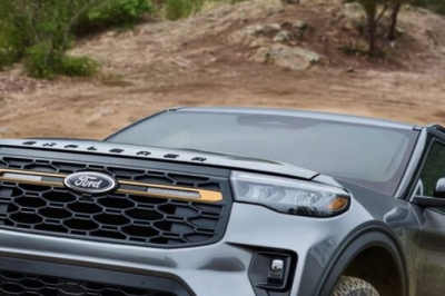 thumbnail - 페라리보다 안 팔릴 줄이야… 30년 만에 칼 빼든 포드의 반격