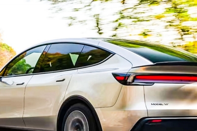 thumbnail - 봄바람 부는 4월, 국산 SUV 긴장… 6인승 테슬라 드디어 상륙