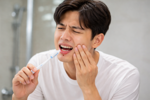 기사로 이동 - 잇몸 피 난다면 꼭 먹어야 할 ‘이 음식’