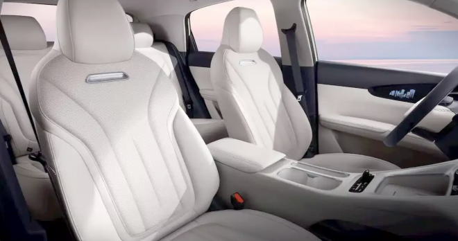 thumbnail - 따스한 봄날, 이 차면 되겠다… 1400만원에 410km 달리는 전기차 등장