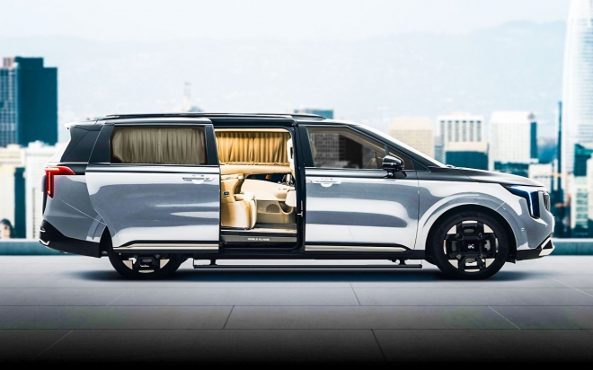 thumbnail - 따뜻한 4월 주말 나들이 딱… 버스전용차로 달리는 5천만 원대 리무진