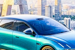 기사로 이동 - 테슬라도 깜짝 놀라 뒤집어질 기술… 5분 만에 400km 달리는 중국 전기차