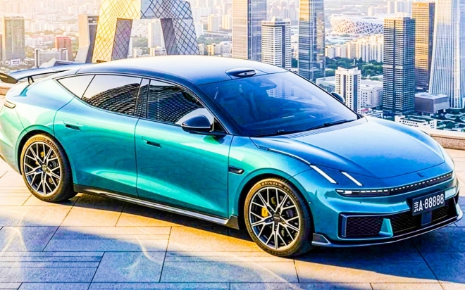 thumbnail - 테슬라도 깜짝 놀라 뒤집어질 기술… 5분 만에 400km 달리는 중국 전기차