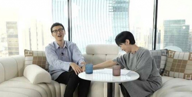 thumbnail - 월급 210만원 모으더니 200억 자산가… 김주하도 고개 숙인 비결