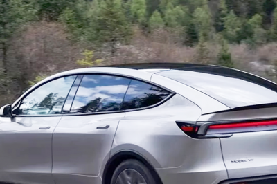 thumbnail - 주말 매장부터 북적인다던데… 6인승으로 커진 테슬라 모델 Y L