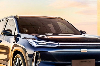 thumbnail - 주유소는 이제 잊으세요… 한번 충전에 1700km 달리는 하이브리드 SUV