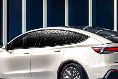 thumbnail - 따스한 4월에 날아온 청구서… 계약 미루다 500만원 더 내게 생긴 테슬라