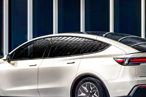 기사로 이동 - 따스한 4월에 날아온 청구서… 계약 미루다 500만원 더 내게 생긴 테슬라