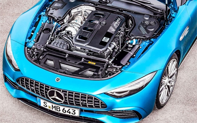 thumbnail - 따스한 봄날 오픈카 고민했는데… 벤츠 SL, 논란의 4기통 결국 버렸다