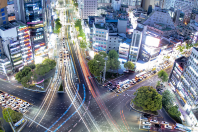 thumbnail - 최첨단 FSD도 진땀 빼는 이곳… 4월 부산에선 운전대 놓기 힘든 이유