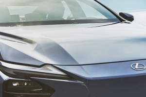 기사로 이동 - 봄바람처럼 조용히 다가왔다… 8년 만에 칼 갈고 나온 렉서스 ES