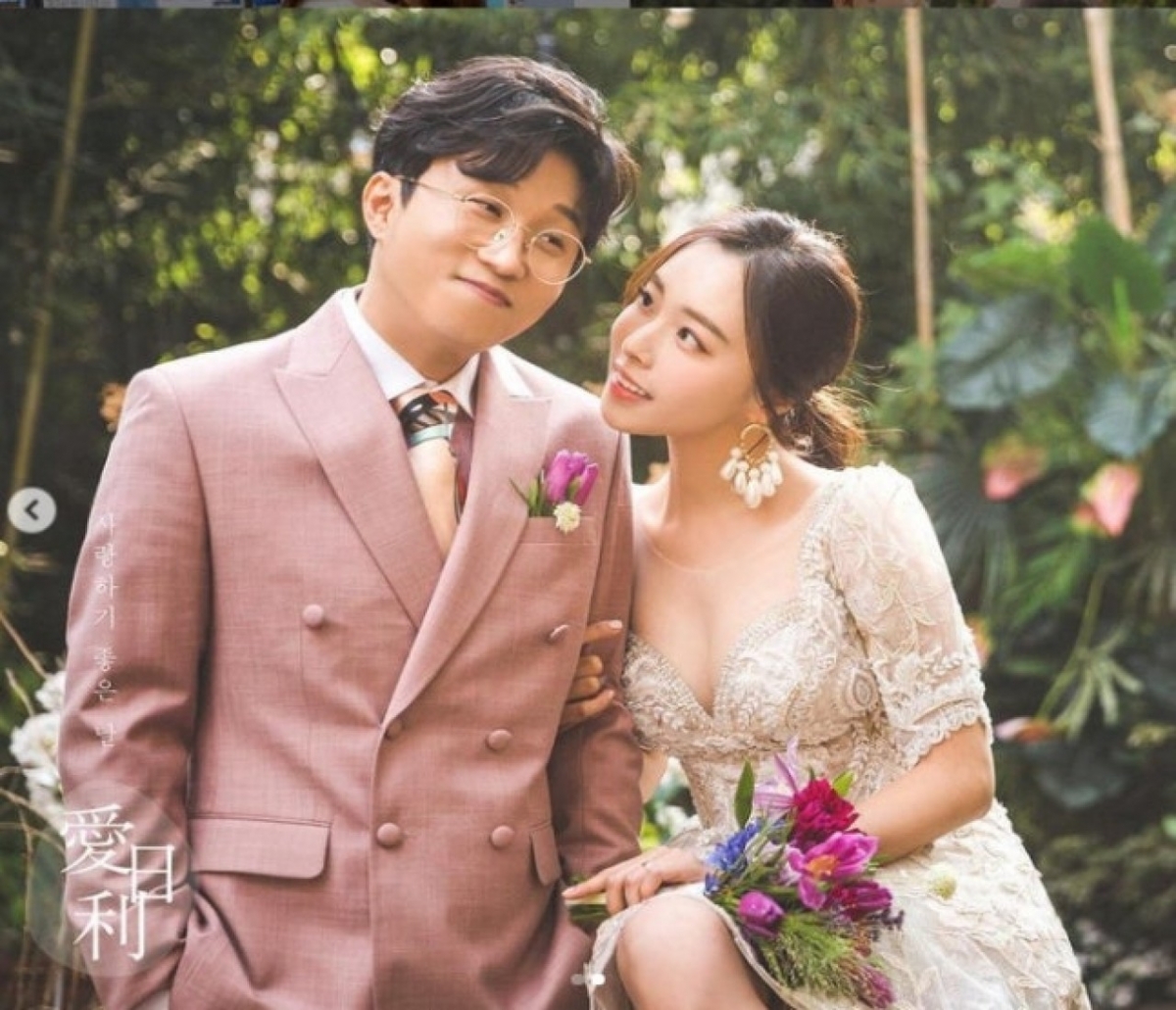 thumbnail - 따스한 4월, 드디어 돌아왔네… 박성광 아내 이솔이가 전한 4년간의 기다림