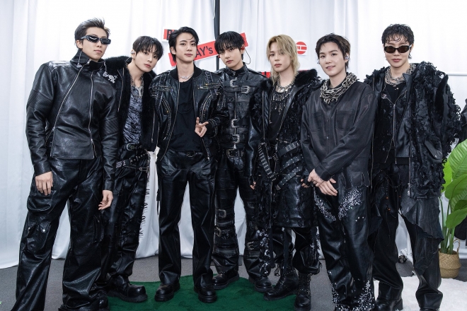 thumbnail - 다시 한번 새 역사 쓸까… 5년 만에 AMA 대상 후보 오른 방탄소년단