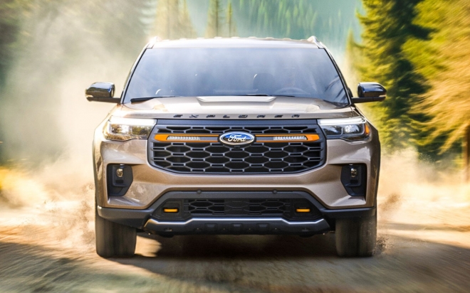 thumbnail - 따뜻한 봄날, 찬물 끼얹는 가격… 1,500만원 비싸진 익스플로러의 사연