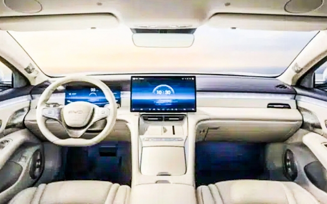 thumbnail - 따스한 4월, 마음 흔들리네… 제네시스 G80 위협하는 6천만 원대 세단