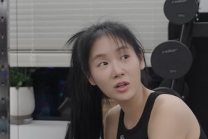 기사로 이동 - 스키니진 입기 전에 알아두세요… 20kg 뺀 소유가 절대 빼먹지 않는다는 ‘이 부위’