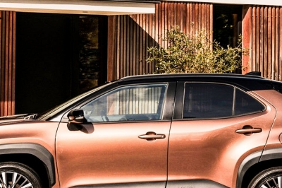 thumbnail - 봄나들이 갈 때마다 웃음꽃… 리터당 22.5km 달리는 하이브리드 SUV