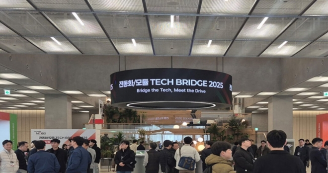 thumbnail - 미래차 시장 뒤흔들 준비 끝났다… 현대모비스, 2조원 쏟아부은 진짜 이유