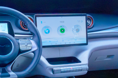 thumbnail - 기름값 오를수록 웃음이 나네요… 캐스퍼 대신 사는 ‘가성비 전기차’