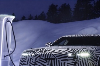 thumbnail - 4월의 질주 본능 깨운다… 영하 40도 버틴 1000마력 재규어 GT