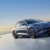 thumbnail - 주말 나들이 걱정 없겠네… 449km 달리는 전기 세단, 보조금 받고 3천만원대