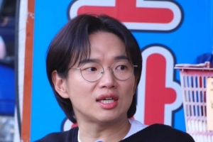 기사로 이동 - 첫사랑과 결혼했는데 왜… 42세 장성규, 1년째 아내와 소원해진 사연