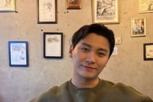 기사로 이동 - 연예계 은퇴 후 미국서 사업한다더니… FT아일랜드 송승현, 아빠 됐다