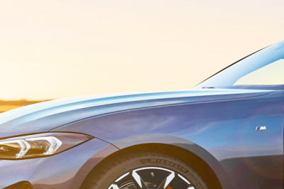 thumbnail - 따스한 봄날, 심장을 뛰게 만드네… 50년째 왕좌 지키는 ‘스포츠 세단’