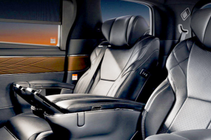 기사로 이동 - 내 몸이 기억하는 편안함… 138억 자산에도 ‘일본 미니밴’ 고집하는 이유