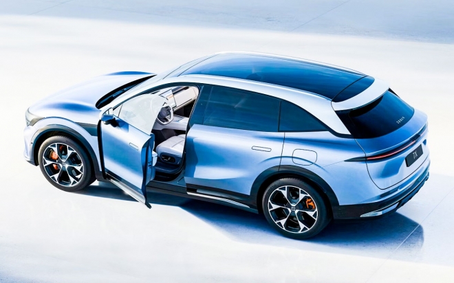 thumbnail - 따스한 봄바람과 함께 상륙… 5천만원대 ‘중국산 전기차’의 반격