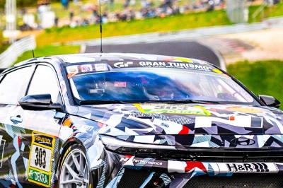 thumbnail - 따스한 4월, 심장을 뛰게 하네… 뉘르부르크링 질주하는 아반떼 N의 미래