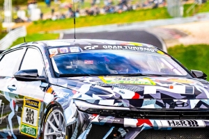 기사로 이동 - 따스한 4월, 심장을 뛰게 하네… 뉘르부르크링 질주하는 아반떼 N의 미래