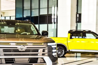 thumbnail - 타스만 오너들 아쉬워하겠네… 400마력에 전기까지 품은 닛산 픽업트럭