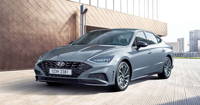 thumbnail - 주말 나들이용으론 글쎄요… 겉모습에 속으면 안 되는 국산 세단