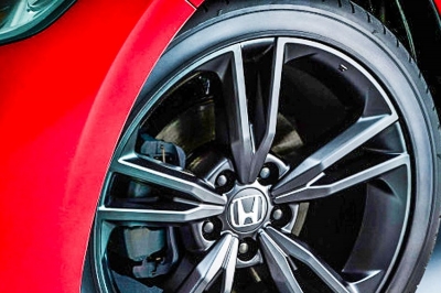 thumbnail - 한국 떠난다더니 이런 걸 만드네… 아반떼 긴장시킬 혼다 시빅의 변신