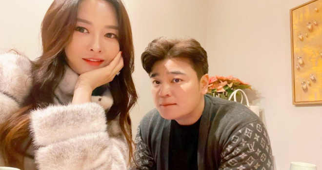 thumbnail - 단순한 돈 자랑인 줄 알았는데… 5500평 대저택에 숨겨진 진짜 이유